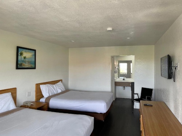 Palms Inn & Suites image 11